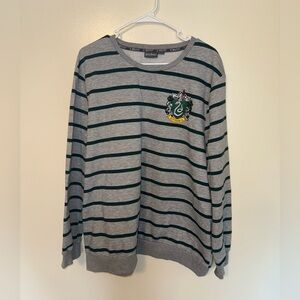 Warner Bros Gray and Green Crewneck Sweater